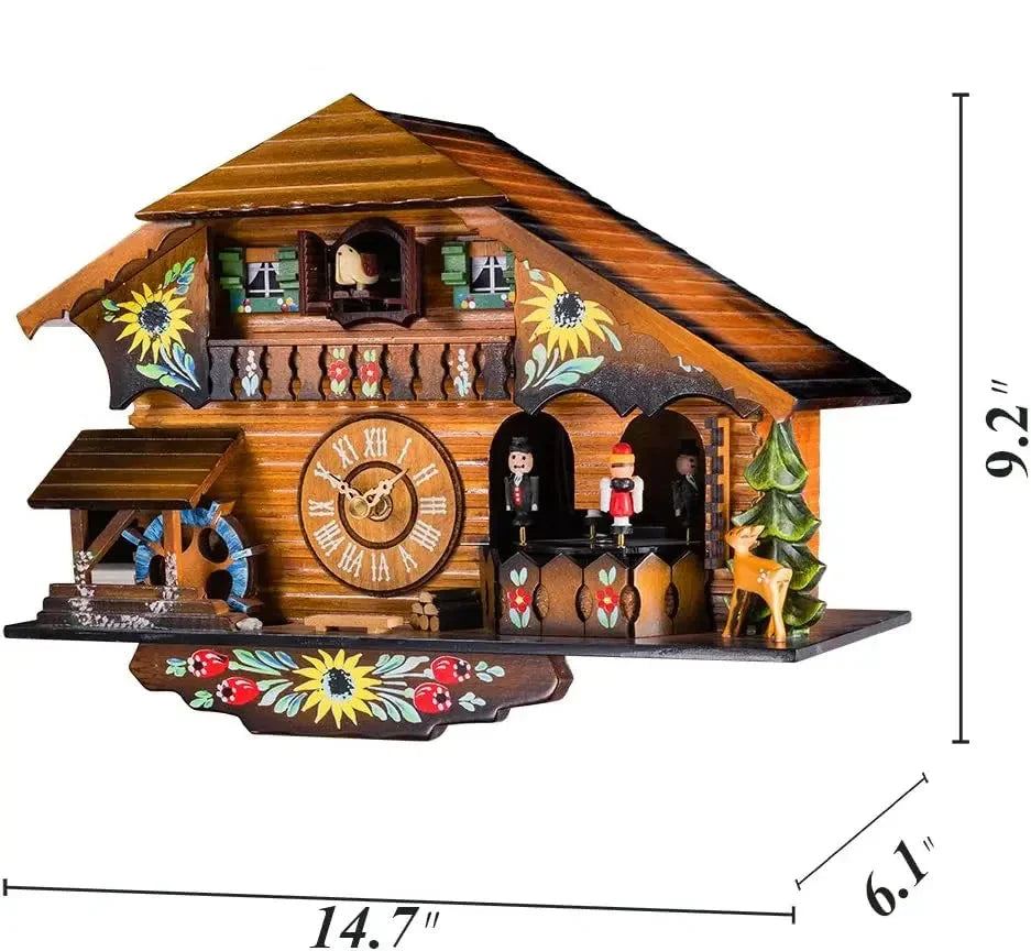 Zegar ścienny drewniany chalet - szczegóły rzeźbienia