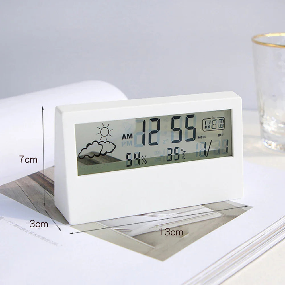 Budzik LCD czarny - widok z przodu, wymiary 13 x 3 x 7 cm