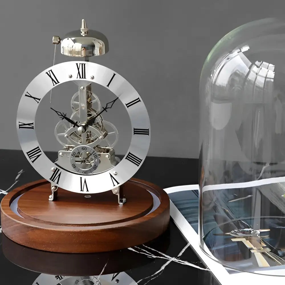 Zegar stojący mechaniczny Tempus Machina z drewna orzechowego i szkła