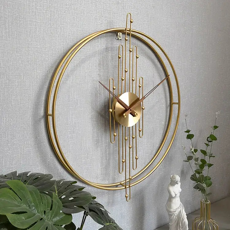 Zegar ścienny art déco 60 cm - detal tarczy metalowej