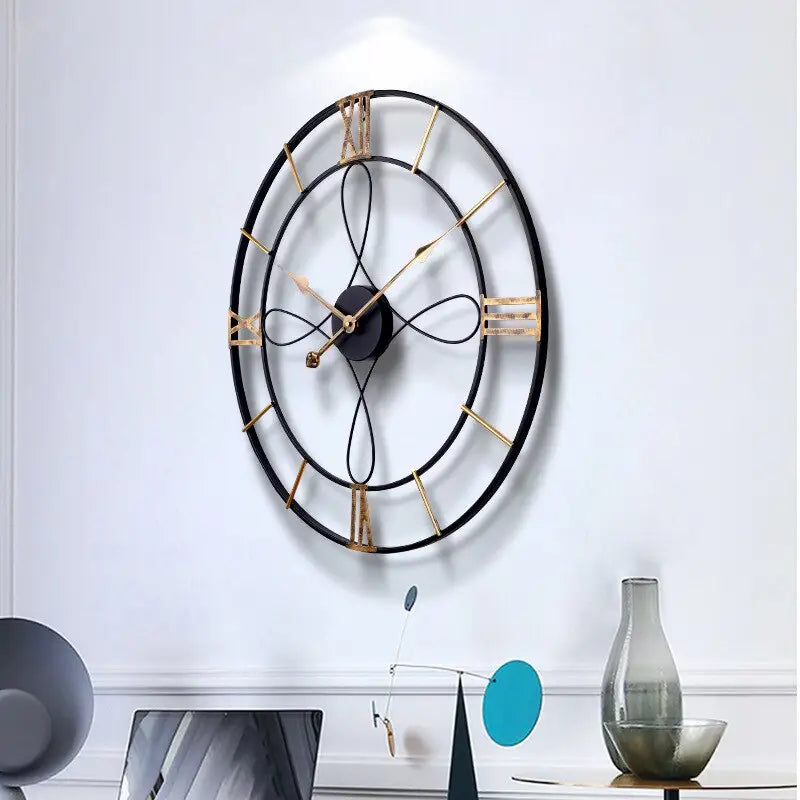 Okrągły zegar metalowy 60 cm - widok z przodu