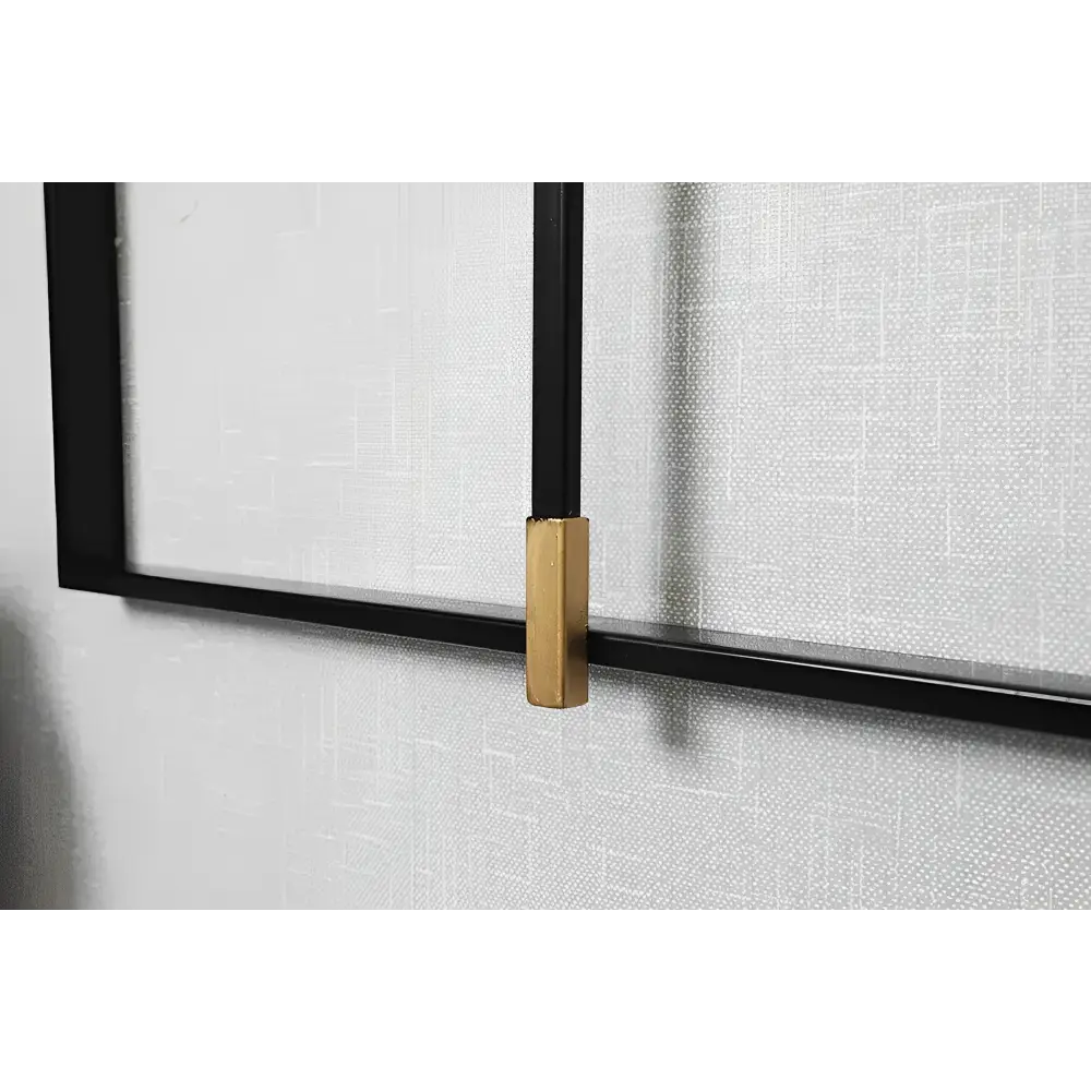 Kwadratowy zegar ścienny minimalistyczny czarno-złoty 60 cm