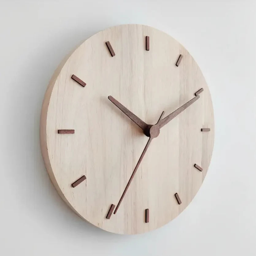 Minimalistyczny zegar drewniany 30 cm do sypialni