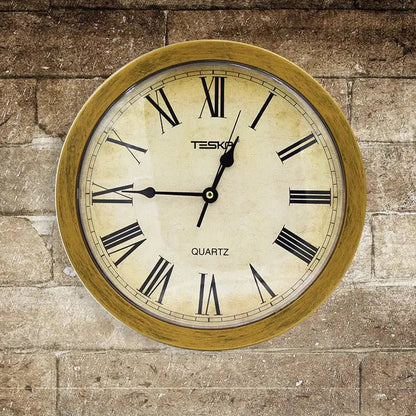 Okrągły zegar ścienny vintage 25 cm z wbudowanym sejfem